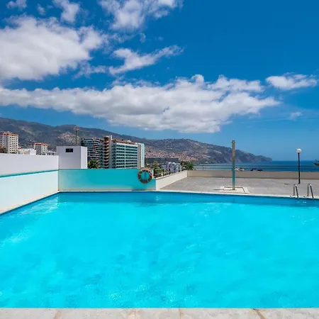 Miramar With Pool By Madeira Daire Funchal