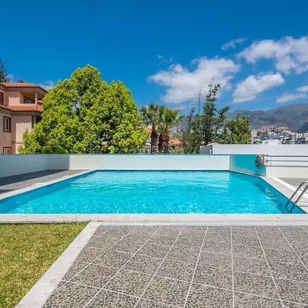 Miramar With Pool By Hr Madeira