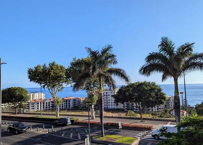 Miramar With Pool By Madeira * Funchal (Madeira)